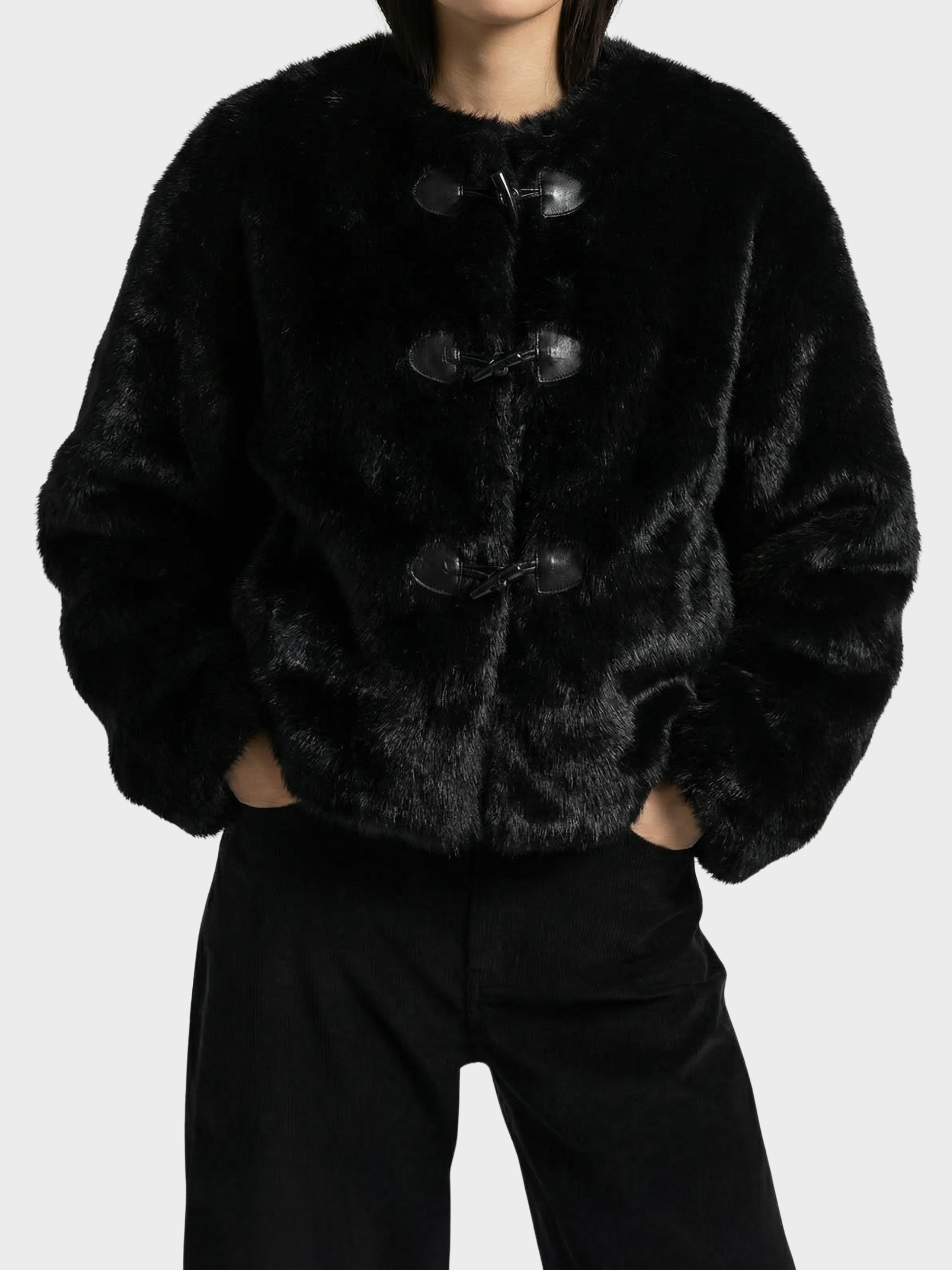 Tokalı Yuvarlak Yaka Suni Kürk Kaban