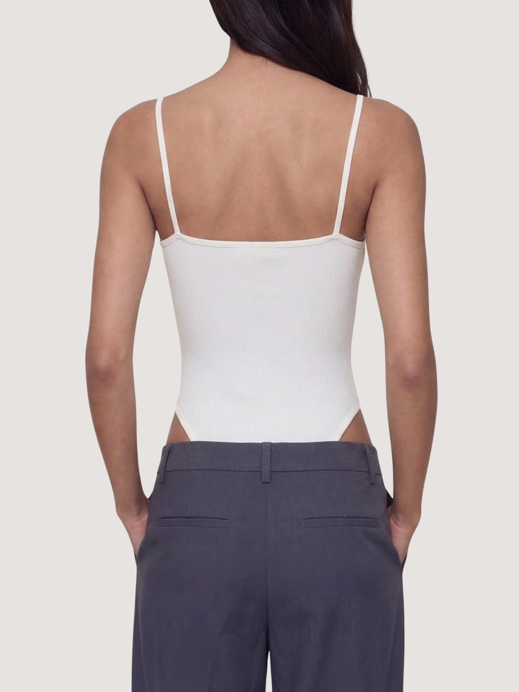 Cup Detaylı Fitilli Askılı Bodysuit