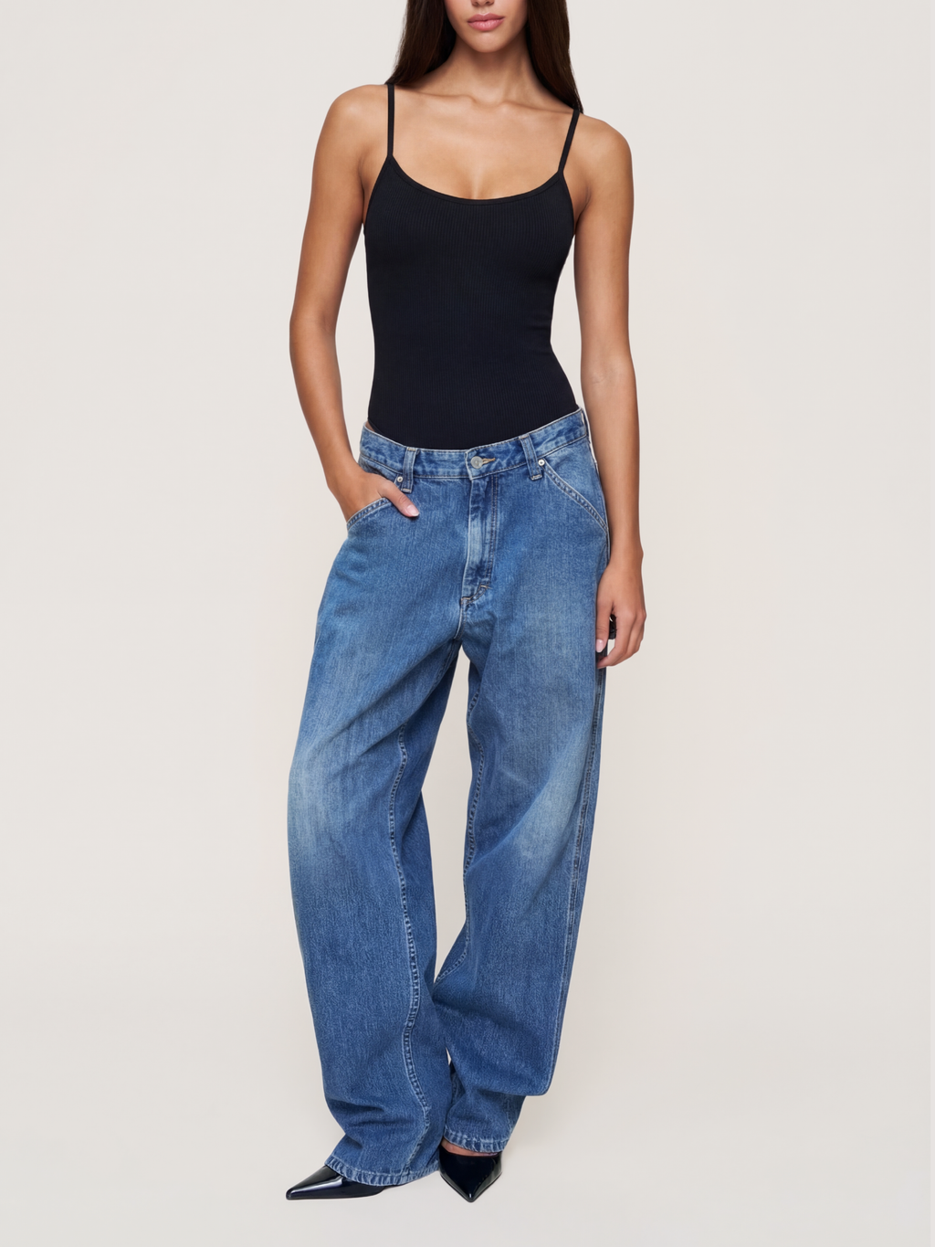 Cup Detaylı Fitilli Askılı Bodysuit