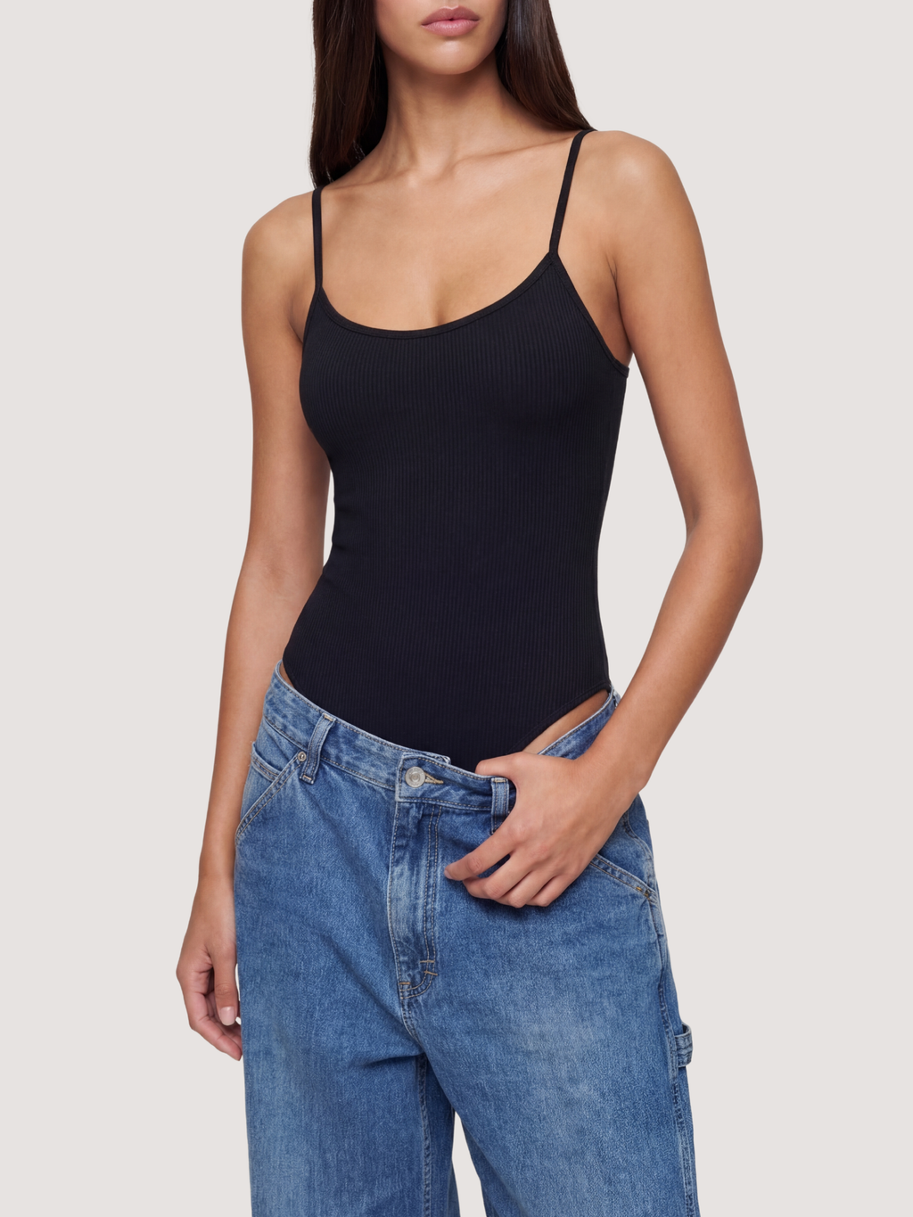 Cup Detaylı Fitilli Askılı Bodysuit