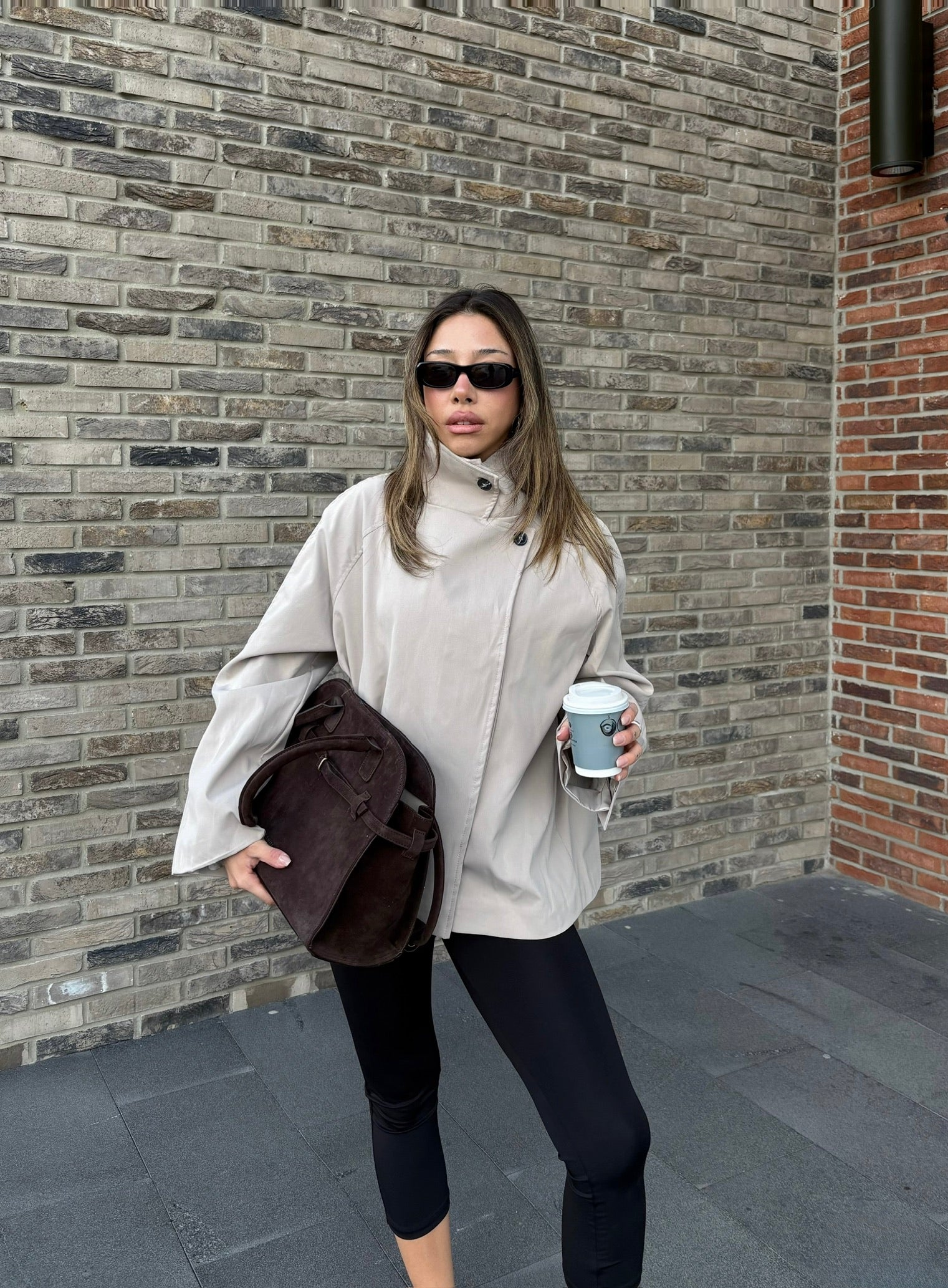 Dik Yaka Kısa Trençkot